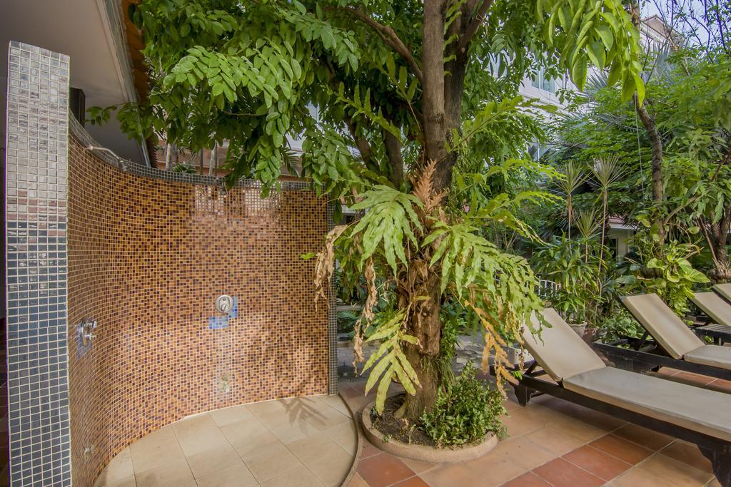 Angkor Riviera Hotel Ciudad de Siem Riep Exterior foto
